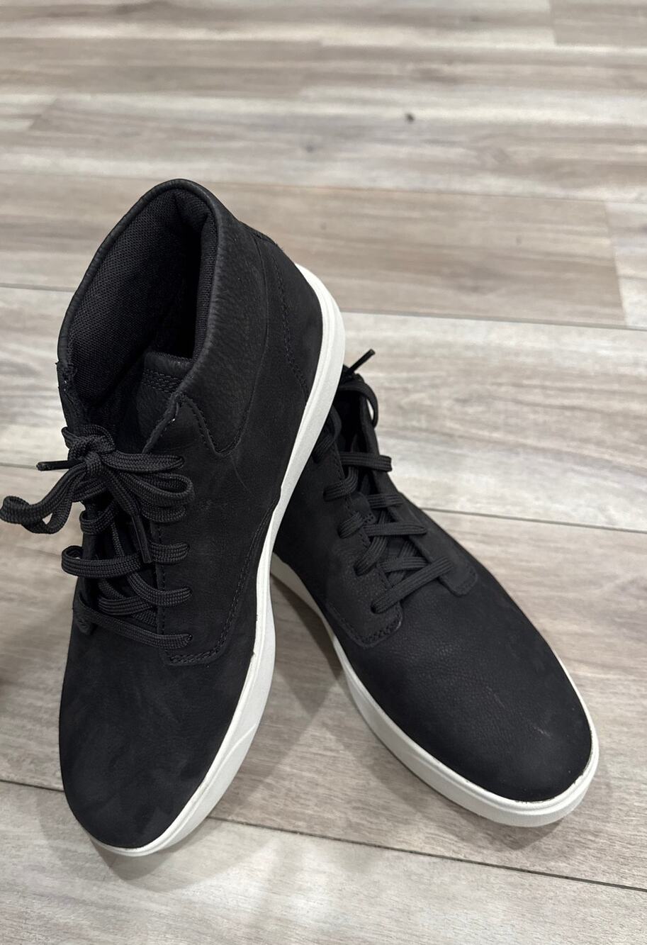 Timberland Men's Emerson Street Mid Lace-Up Sneaker - Black Nubuck - Size: 9.5